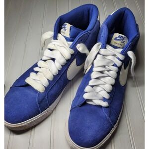 CLEAN Nike size 10.5 SB Zoom Mens Blazer Mid Royal Blue Shoes Suede Leather